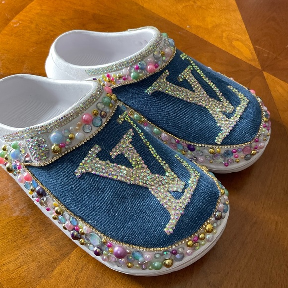 Custom crocs - Picture 3 of 6